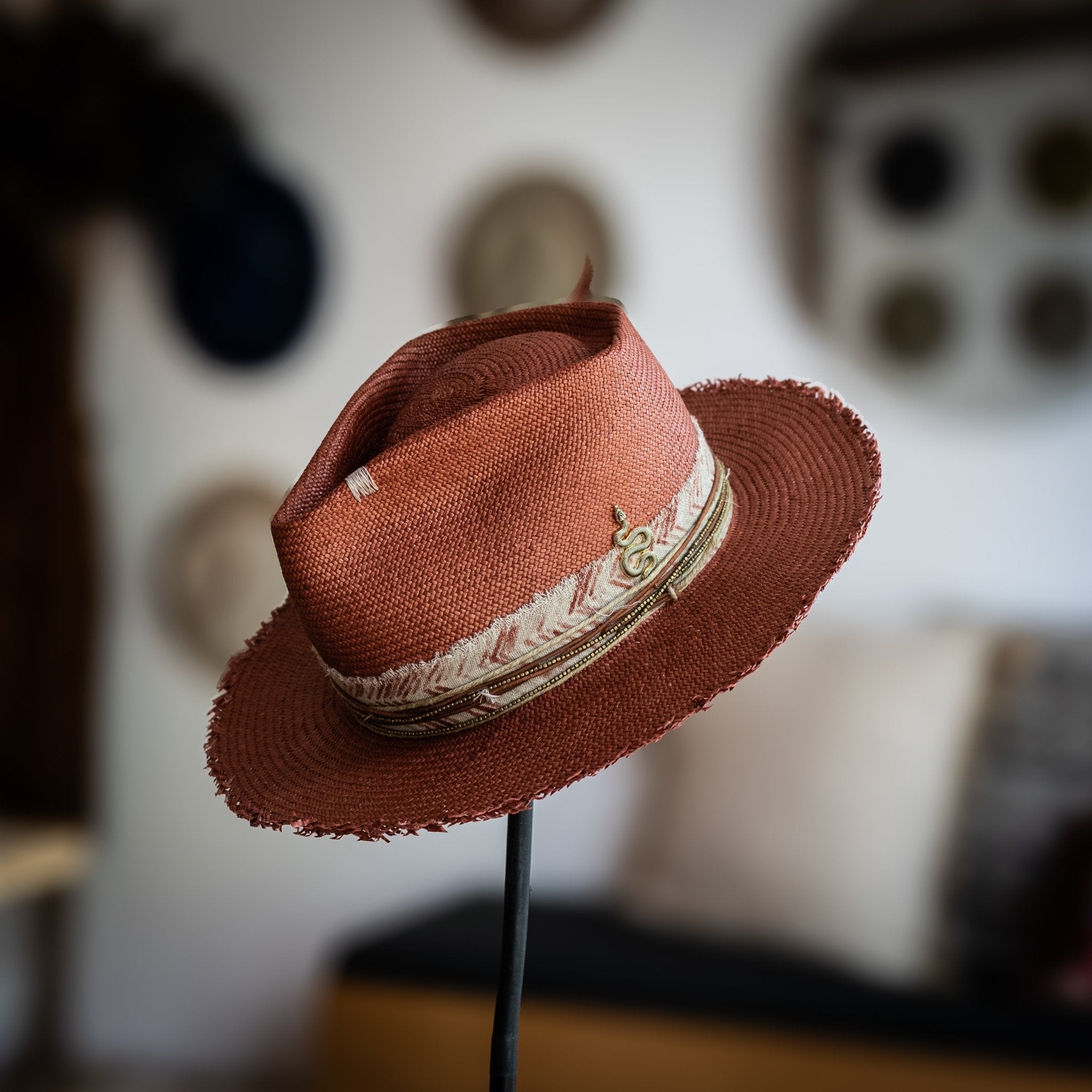 Karen - Hats - Ludovic Baussan