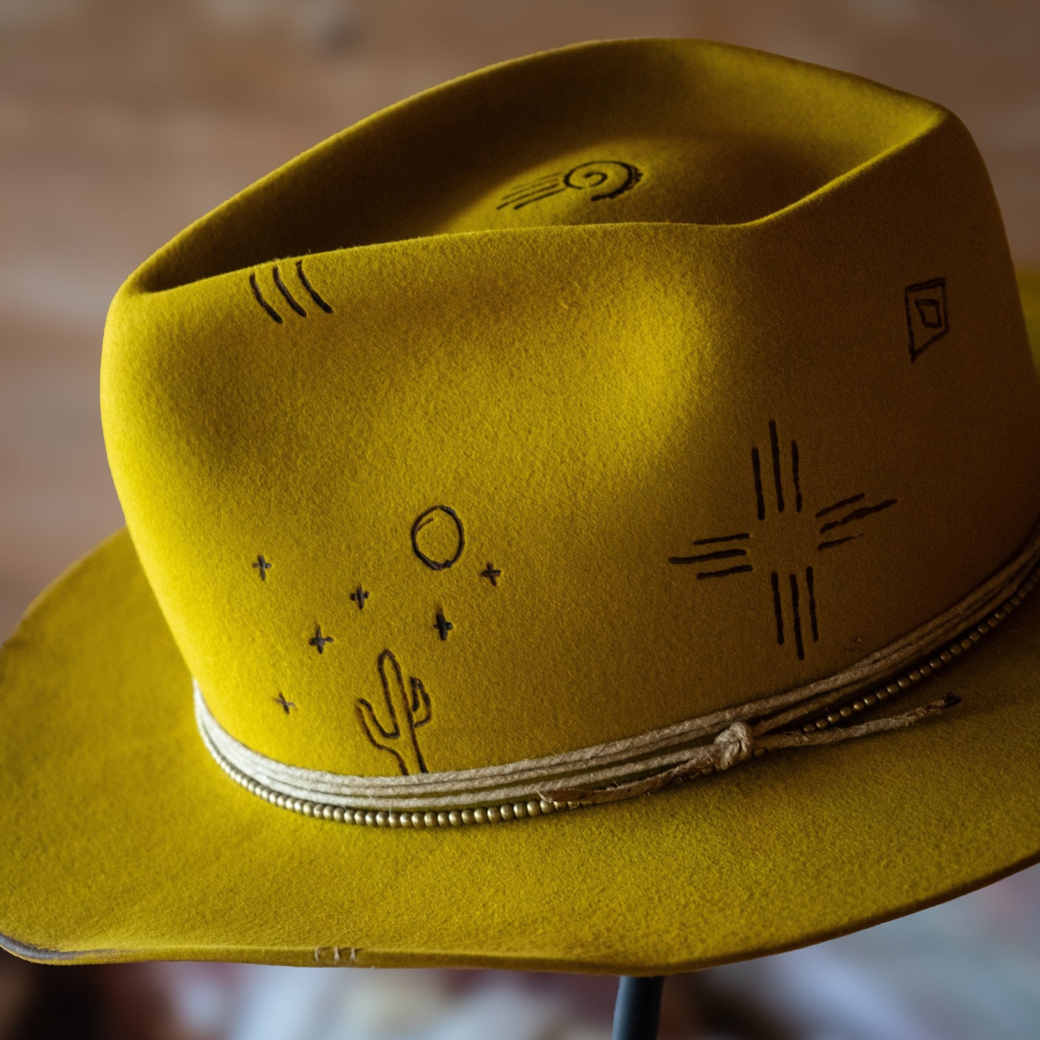 Longonot - Hats - Ludovic Baussan