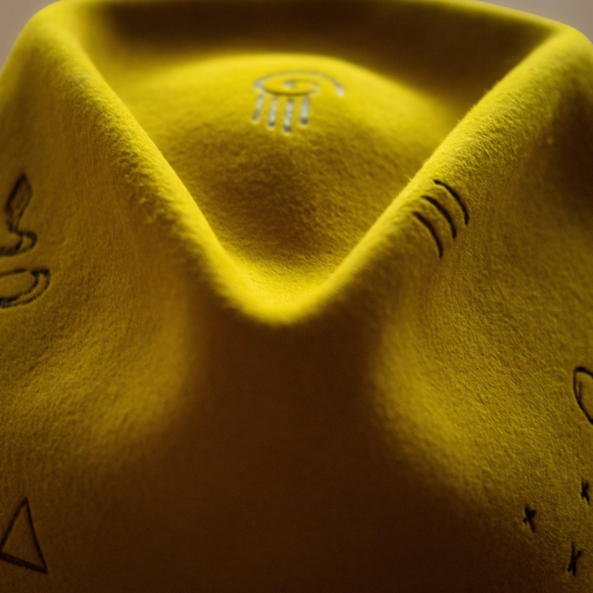 Longonot - Hats - Ludovic Baussan