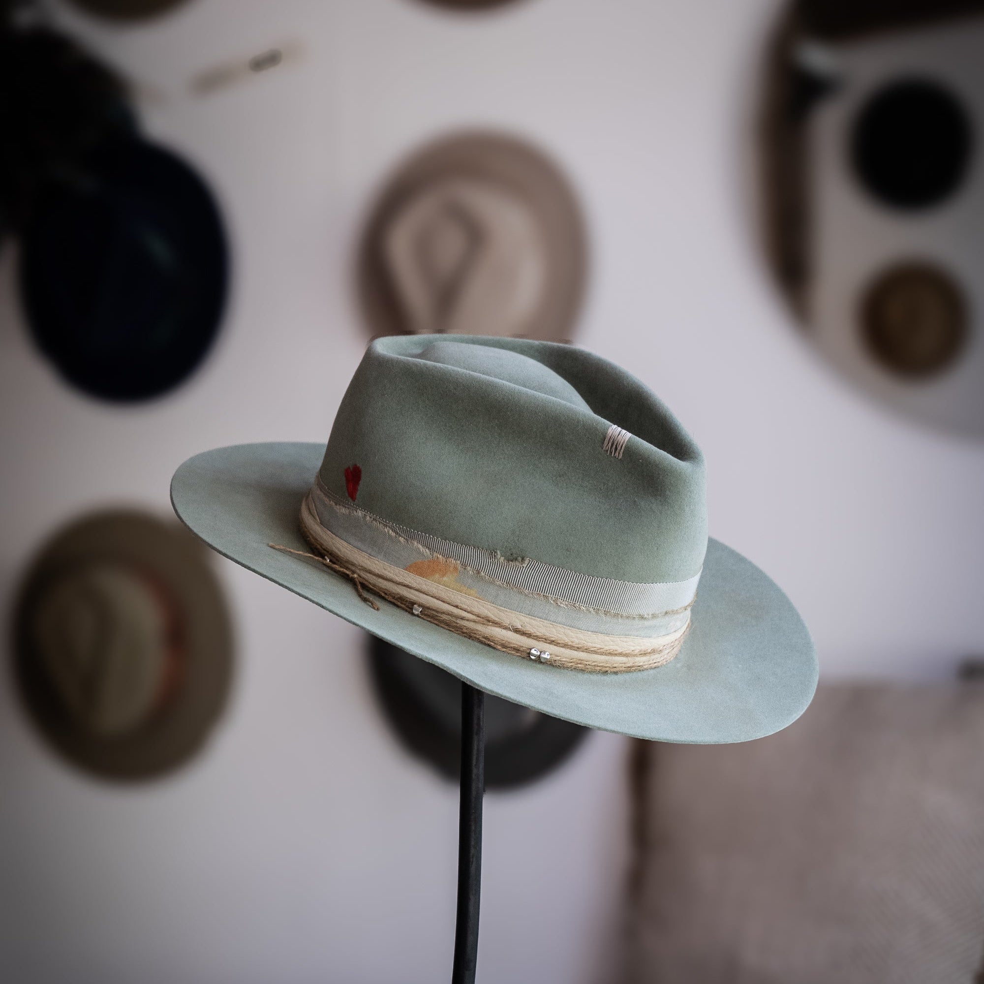 Vikos - Hats - Ludovic Baussan