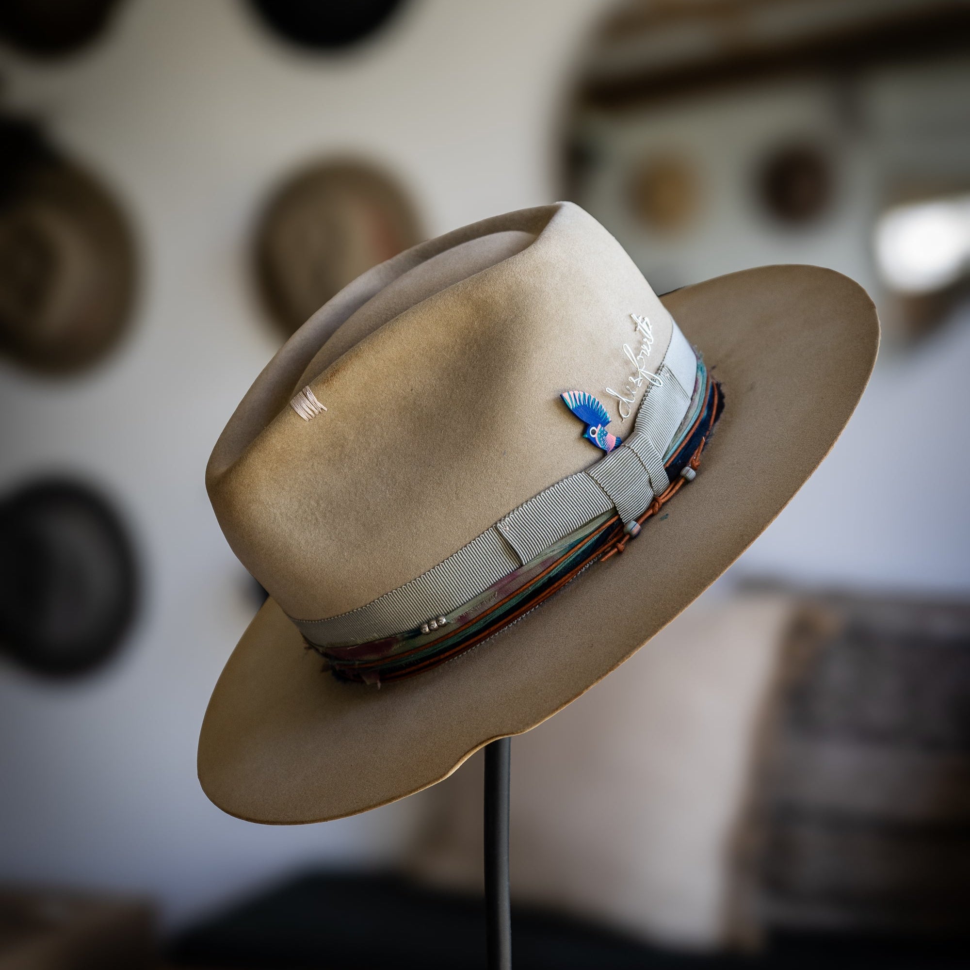 Disfruta - Hats - Ludovic Baussan