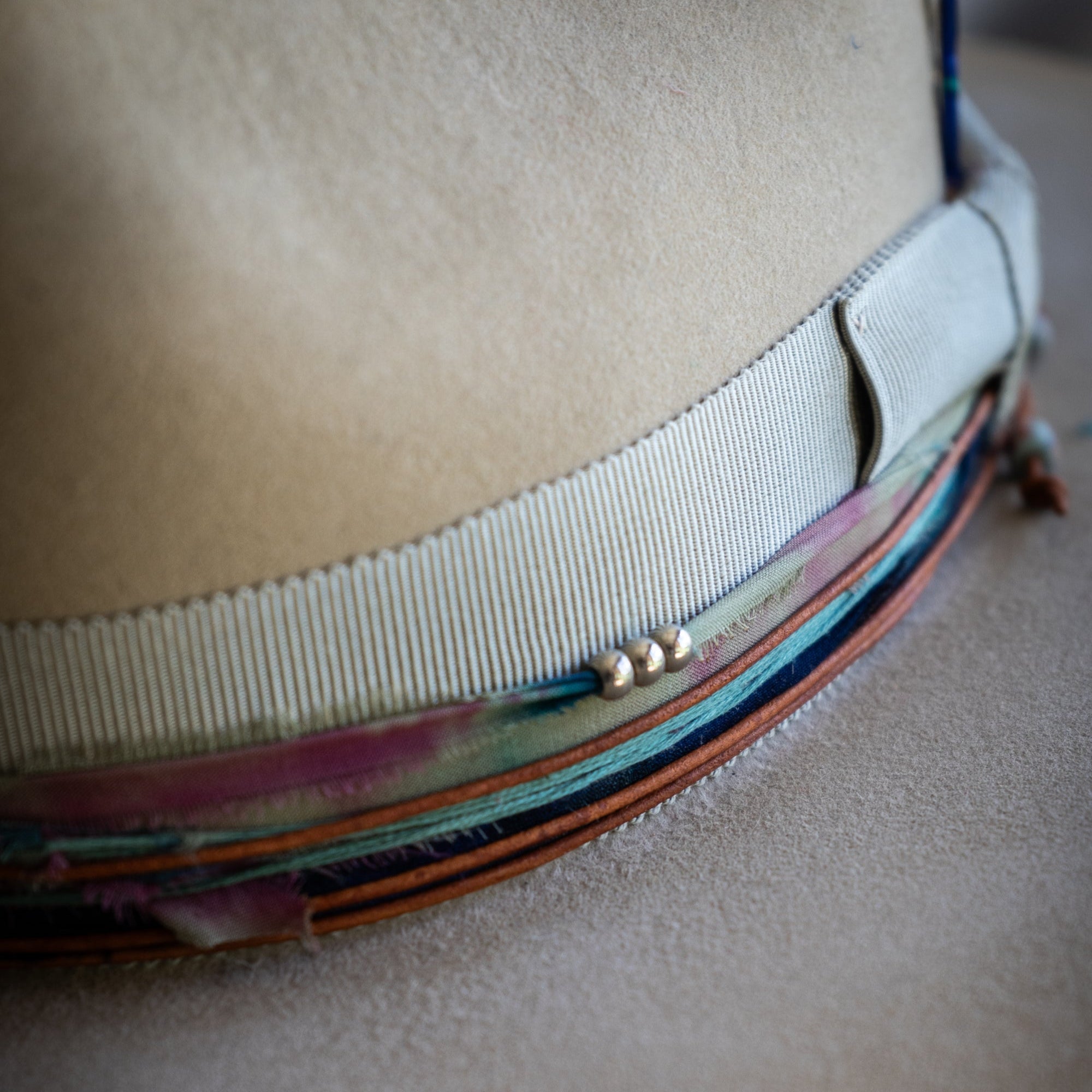 Disfruta - Hats - Ludovic Baussan